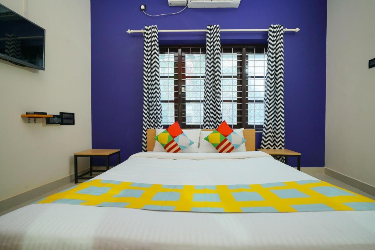 Hotel O Majestic Stays Kazhakuttam Exterior photo